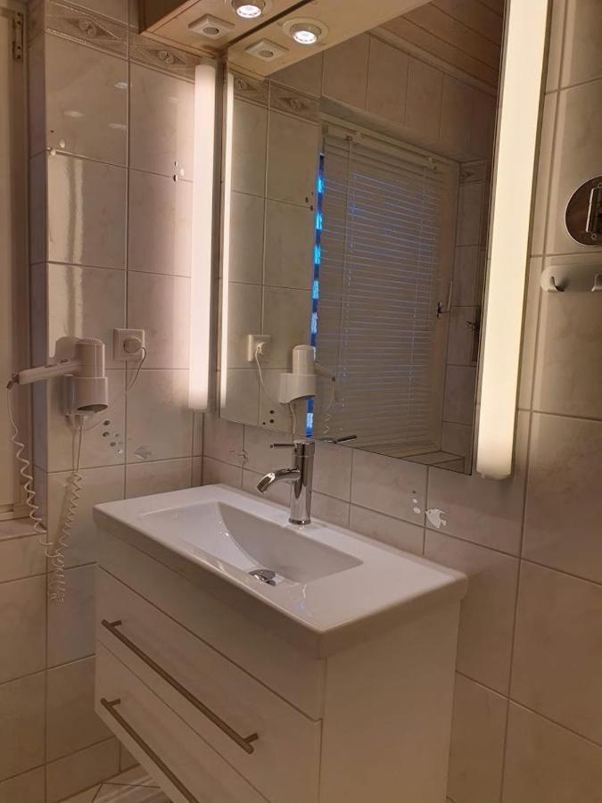 Simone'S Ferienwohnung Am Ploener See Bosau Экстерьер фото